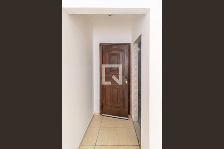 Sala - Hall da entrada de apartamento para alugar com 2 quartos, 50m² em Parada de Lucas, Rio de Janeiro