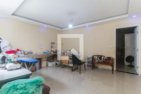 Sala 2 de casa para alugar com 2 quartos, 227m² em Vila Arbame, Poá