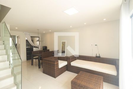 Sala de casa para alugar com 3 quartos, 150m² em Guaratiba, Rio de Janeiro