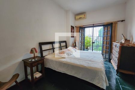 Quarto de casa à venda com 3 quartos, 250m² em Catete, Rio de Janeiro