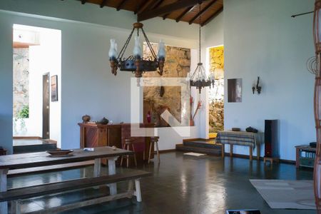 Sala de casa à venda com 3 quartos, 250m² em Catete, Rio de Janeiro