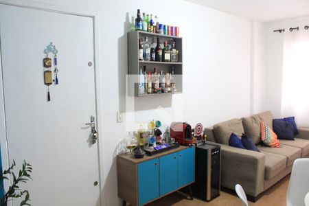 Sala de apartamento para alugar com 2 quartos, 40m² em Granja Viana, Cotia