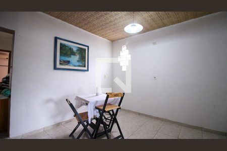 Casa para alugar com 3 quartos, 210m² em Cidade São Mateus, São Paulo