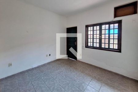 Sala de kitnet/studio para alugar com 1 quarto, 25m² em Engenho do Mato, Niterói