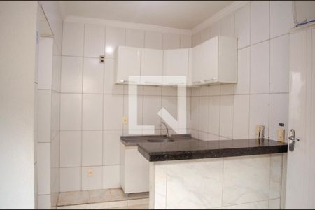 Apartamento para alugar com 2 quartos, 50m² em Setor dos Funcionários, Goiânia