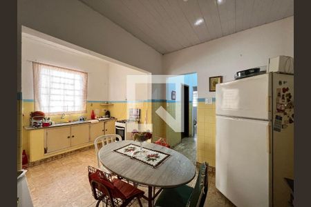 Cozinha de casa para alugar com 3 quartos, 301m² em Cambuí, Campinas