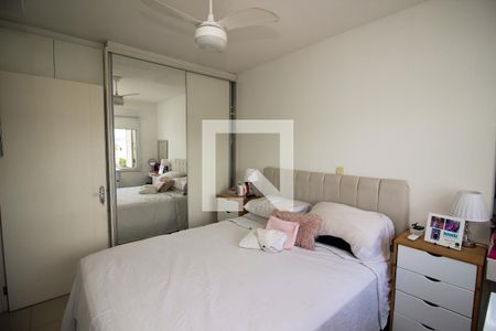 Quarto 1 de apartamento à venda com 2 quartos, 57m² em Santana, Porto Alegre