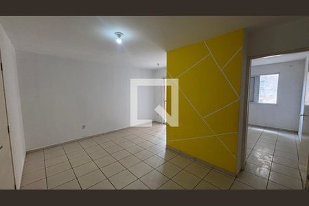 Sala de apartamento para alugar com 2 quartos, 54m² em Jardim Santa Cristina, Santo André