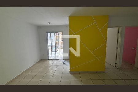 Sala de apartamento para alugar com 2 quartos, 54m² em Jardim Santa Cristina, Santo André