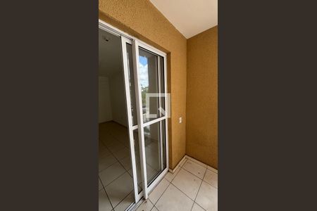 Varanda de apartamento para alugar com 2 quartos, 54m² em Jardim Santa Cristina, Santo André