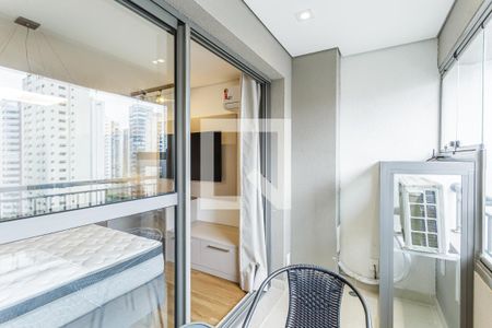 Varanda de kitnet/studio para alugar com 1 quarto, 26m² em Planalto Paulista, São Paulo