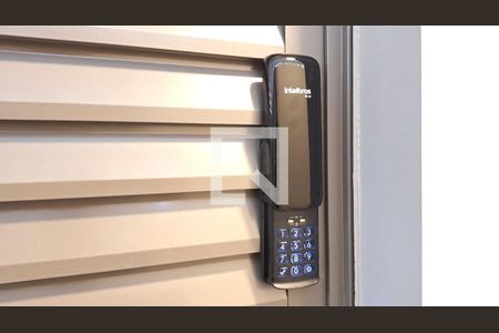 Fechadura eletrônica de kitnet/studio para alugar com 1 quarto, 16m² em Barra Funda, São Paulo