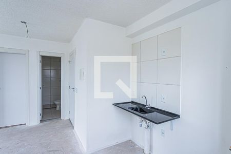 Sala, cozinha e área de serviço de apartamento à venda com 2 quartos, 39m² em Vila Barreto, São Paulo