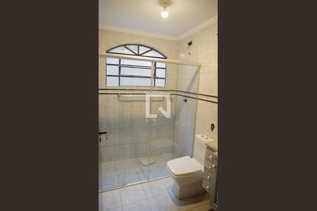 Banheiro 1 de casa à venda com 4 quartos, 253m² em Vila Sirena, Guarulhos