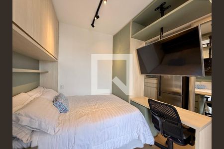 Quarto de kitnet/studio à venda com 1 quarto, 27m² em Santo Amaro, São Paulo
