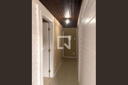 corredor de casa de condomínio para alugar com 3 quartos, 790m² em Cidade Paquelandia, Itaquaquecetuba