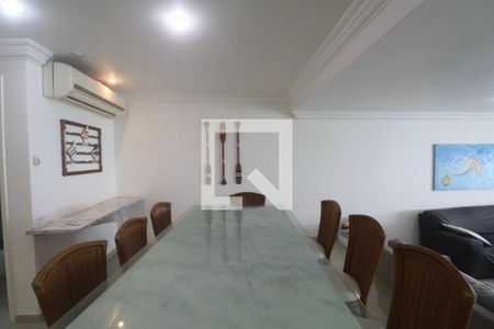 Sala de apartamento para alugar com 4 quartos, 220m² em Morro do Maluf, Guarujá