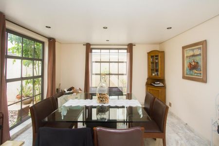 Casa para alugar com 4 quartos, 395m² em Santo Amaro, São Paulo