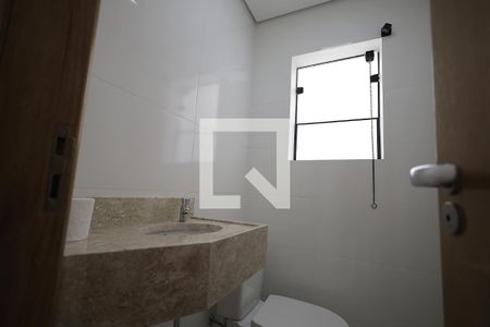 Banheiro 1 de casa para alugar com 3 quartos, 147m² em Vila América, Santo André