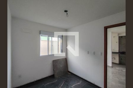 Quarto 1 de apartamento para alugar com 2 quartos, 69m² em Anchieta, Nilópolis