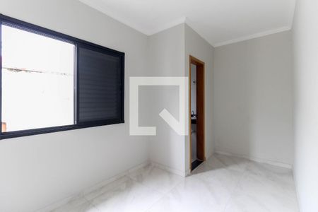 Suíte 1 de casa de condomínio para alugar com 2 quartos, 80m² em Vila Curuçá Velha, São Paulo