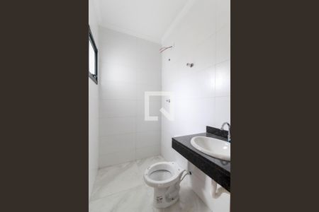 Banheiro da Suíte 1 de casa de condomínio para alugar com 2 quartos, 80m² em Vila Curuçá Velha, São Paulo