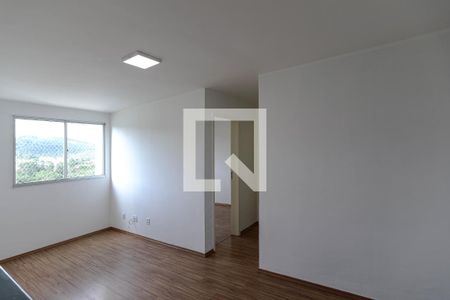 Sala de apartamento para alugar com 2 quartos, 55m² em Vila Mogilar, Mogi das Cruzes