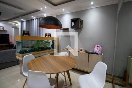 Sala de casa para alugar com 4 quartos, 250m² em Vila da Penha, Rio de Janeiro