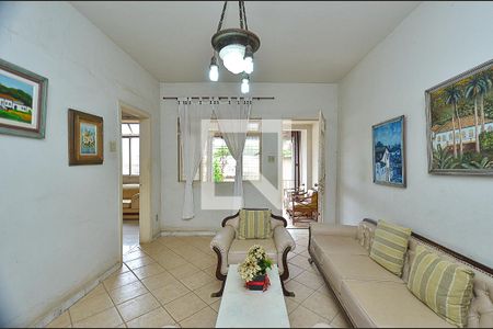 Sala de Estar de casa à venda com 6 quartos, 420m² em Santa Efigênia, Belo Horizonte