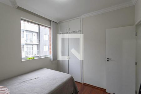 Quarto 1 de apartamento para alugar com 3 quartos, 95m² em Grajaú, Belo Horizonte