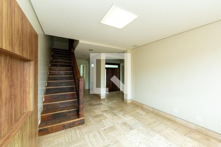 SALA de casa à venda com 5 quartos, 523m² em Vila Paris, Belo Horizonte