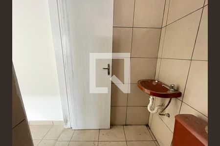 Banheiro de kitnet/studio para alugar com 1 quarto, 30m² em Parque Mirante da Mata, Cotia