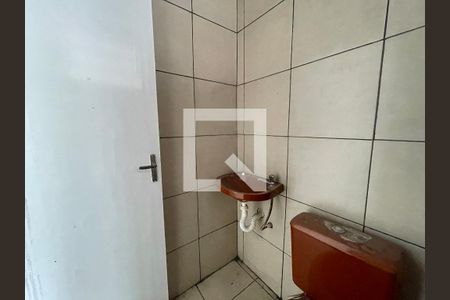 Banheiro de kitnet/studio para alugar com 1 quarto, 30m² em Parque Mirante da Mata, Cotia