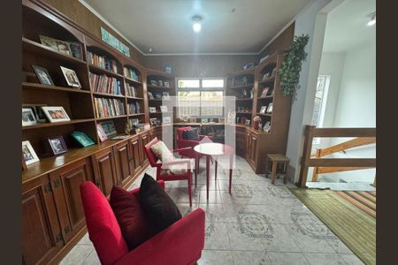 sala de estar andar superior de casa à venda com 5 quartos, 260m² em Pedreira, São Paulo