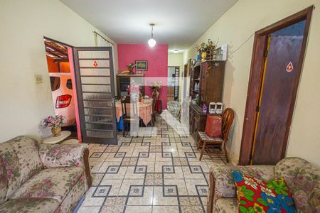 Sala de casa à venda com 3 quartos, 400m² em São Bernardo, Belo Horizonte