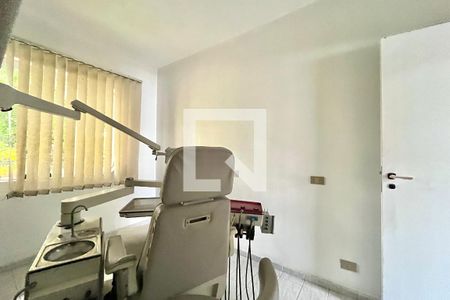 Quarto 2 de casa para alugar com 3 quartos, 350m² em Planalto Paulista, São Paulo