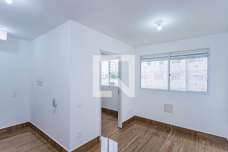Sala, cozinha e área de serviço de apartamento à venda com 2 quartos, 36m² em Jardim Pereira Leite, São Paulo