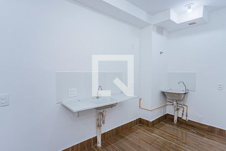 Sala, cozinha e área de serviço de apartamento à venda com 2 quartos, 36m² em Jardim Pereira Leite, São Paulo