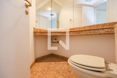 Lavabo de apartamento à venda com 4 quartos, 365m² em Jardim Fonte do Morumbi, São Paulo