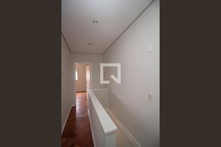 Corredor de casa à venda com 2 quartos, 120m² em Jardim Sao Ricardo, São Paulo