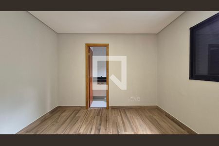 Suíte de casa para alugar com 2 quartos, 175m² em Jardim das Maravilhas, Santo André