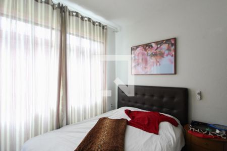 Suíte de casa para alugar com 3 quartos, 360m² em Floramar, Belo Horizonte