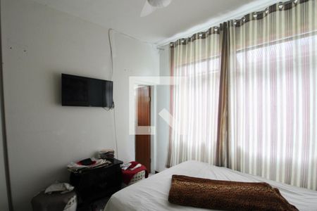 Suíte de casa para alugar com 3 quartos, 360m² em Floramar, Belo Horizonte