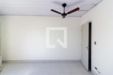 Quarto 2 de casa para alugar com 3 quartos, 70m² em Jardim Consorcio, São Paulo