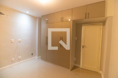 Quarto 1 de apartamento para alugar com 3 quartos, 108m² em Ingá, Niterói