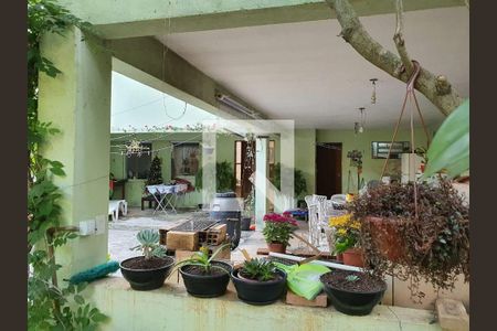 Foto 14 de casa à venda com 3 quartos, 200m² em Vila Emir, São Paulo