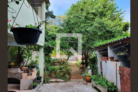 Foto 12 de casa à venda com 3 quartos, 200m² em Vila Emir, São Paulo