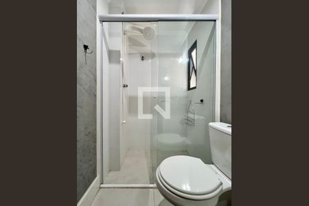 Banheiro de apartamento à venda com 3 quartos, 142m² em Vila Guararapes, Campinas