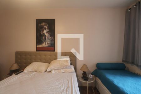 Suíte de apartamento para alugar com 3 quartos, 100m² em Jardim Enseada, Guarujá