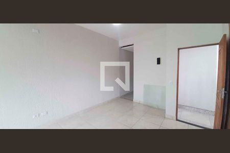 Casa para alugar com 3 quartos, 125m² em Santa Maria, Osasco
